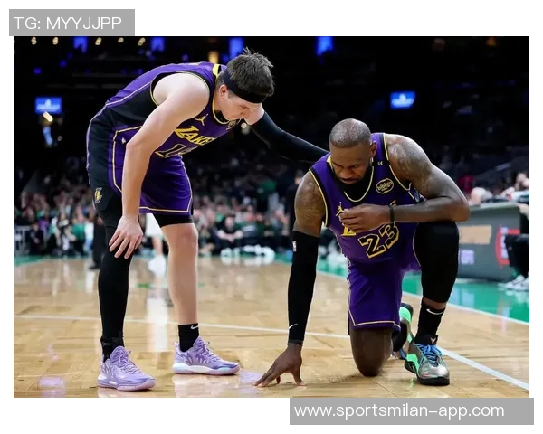 里夫斯称詹姆斯回归将提升全队表现他是无可替代的全能组织者