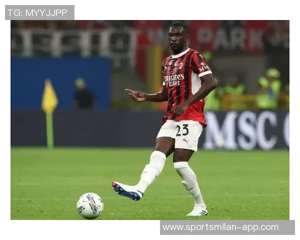 托莫里坚定表态愿留AC米兰期待管理层的明确指示